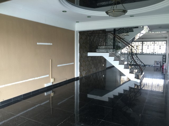 Tampines Court (Enbloc) thumbnail photo